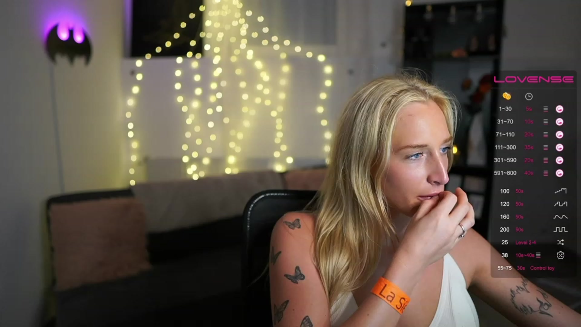 Gallery image thumbnail from NicoletteShea's myfreecams stream on, 07/02/2023, 16:52 image 11 of 20