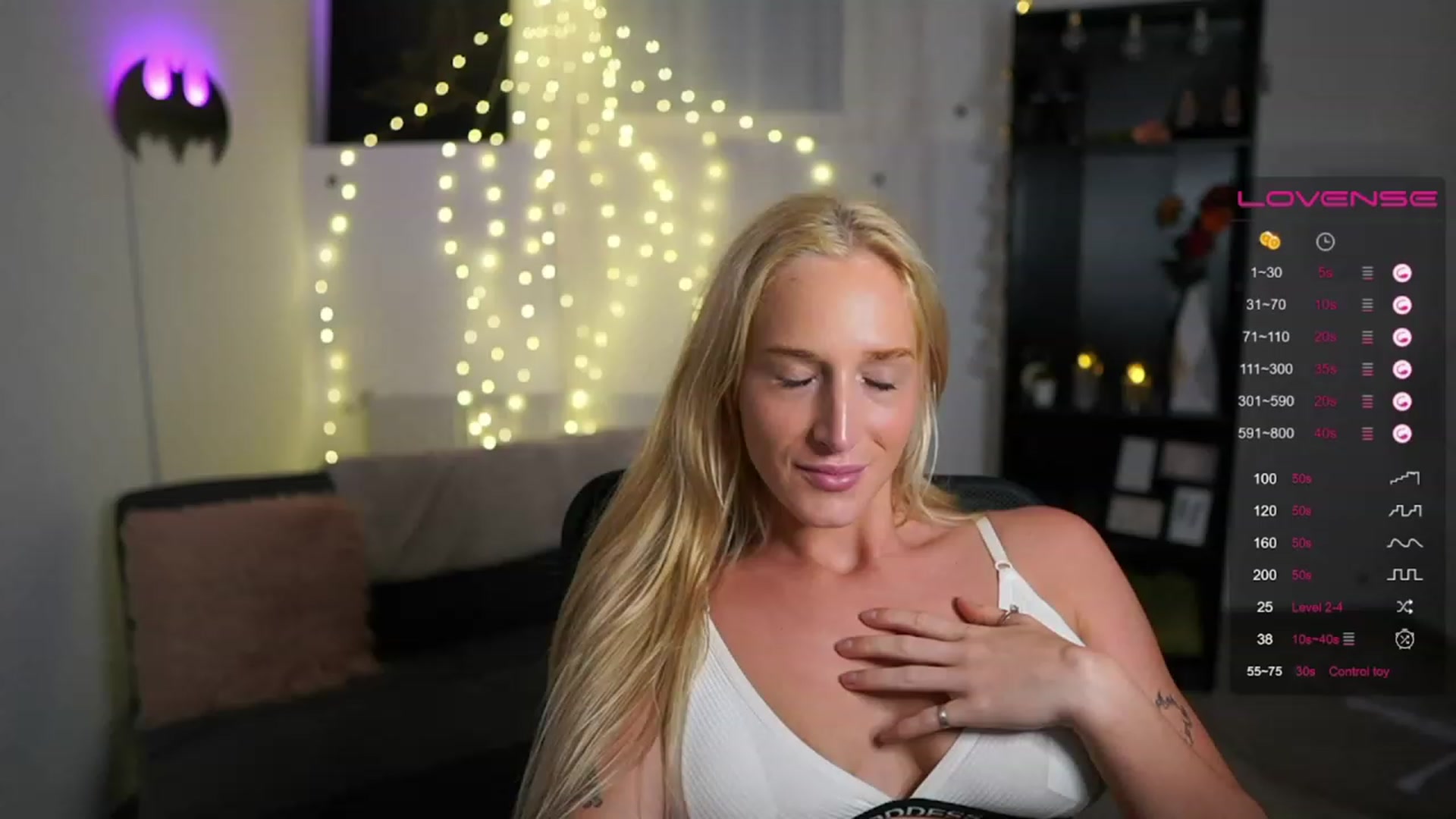 Gallery image thumbnail from NicoletteShea's myfreecams stream on, 07/02/2023, 16:52 image 5 of 20