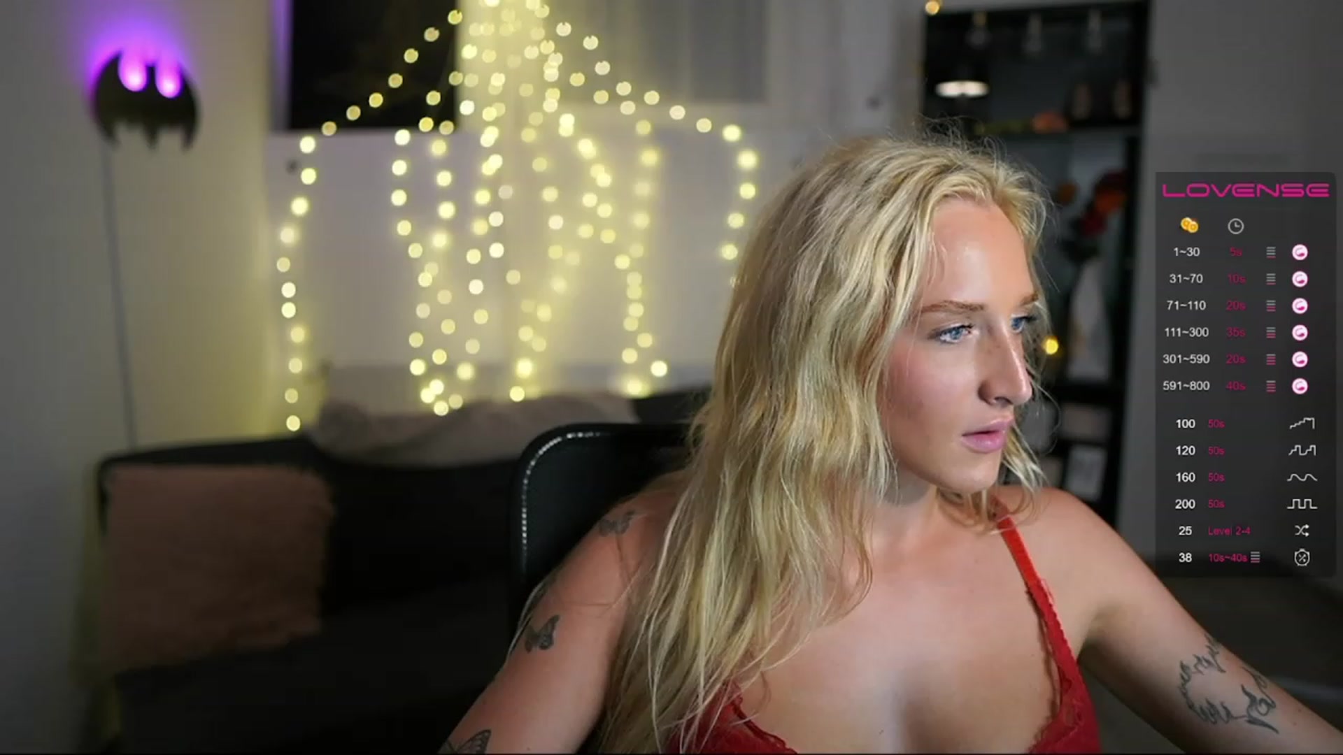 Gallery image thumbnail from NicoletteShea's myfreecams stream on, 07/05/2023, 23:29 image 10 of 20