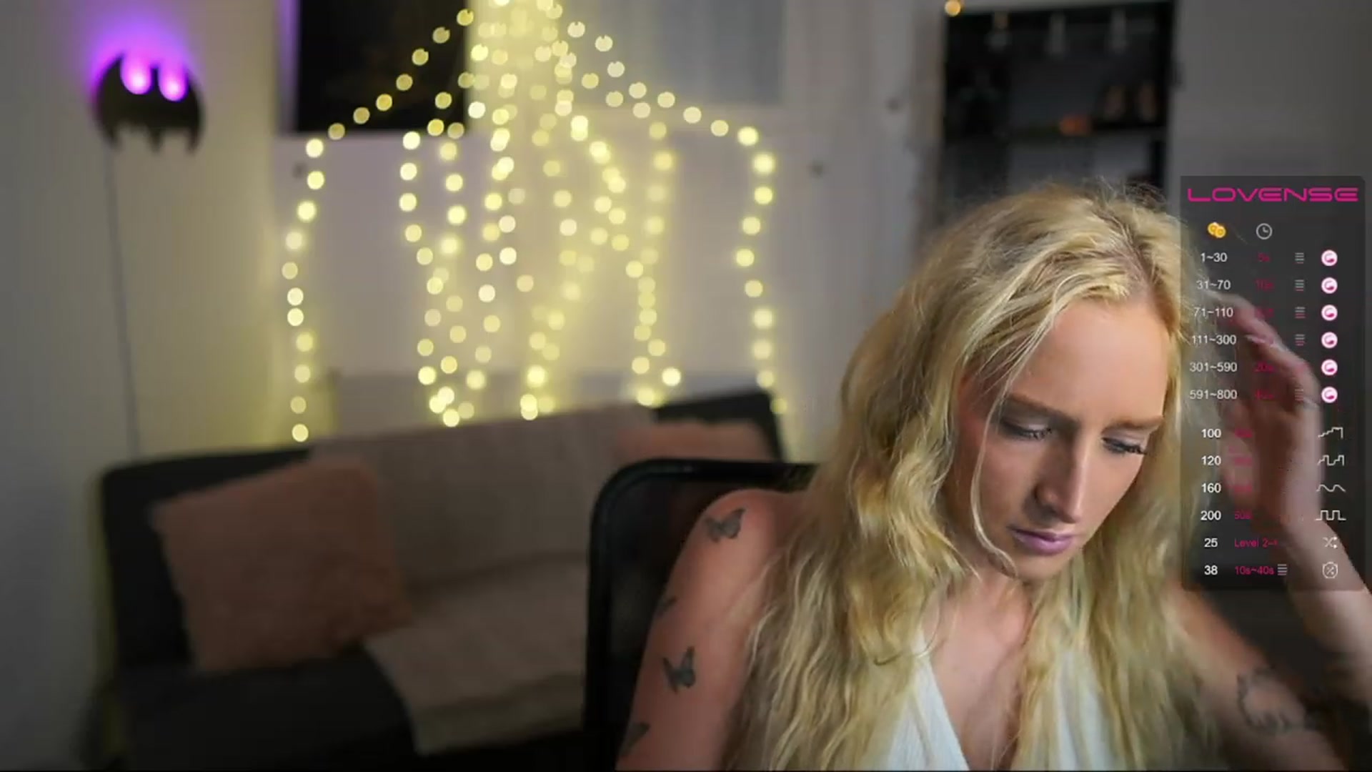 Gallery image thumbnail from NicoletteShea's myfreecams stream on, 07/06/2023, 14:58 image 16 of 20