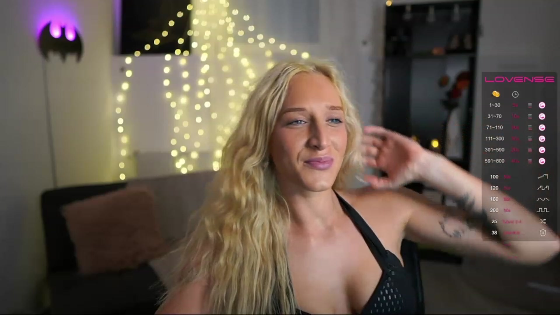 Gallery image thumbnail from NicoletteShea's myfreecams stream on, 07/06/2023, 14:58 image 6 of 20