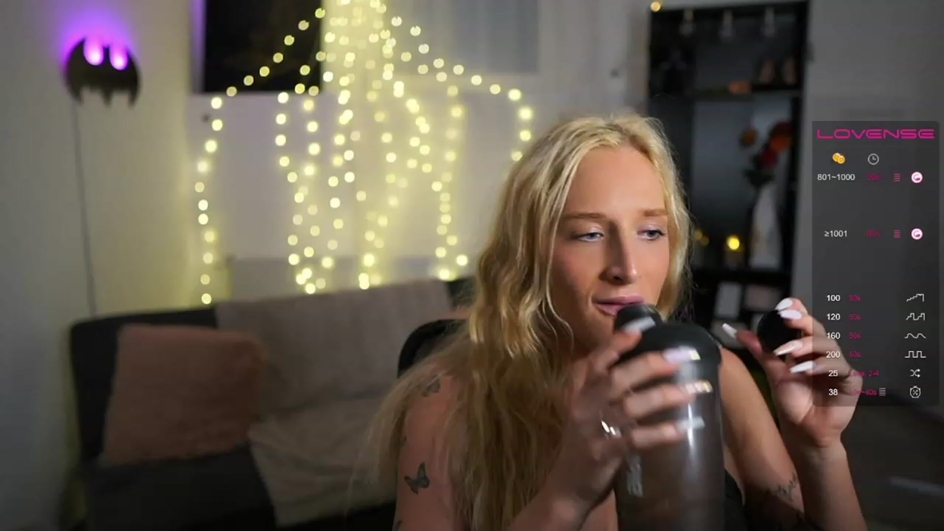 Gallery image thumbnail from NicoletteShea's myfreecams stream on, 07/06/2023, 15:58 image 16 of 20