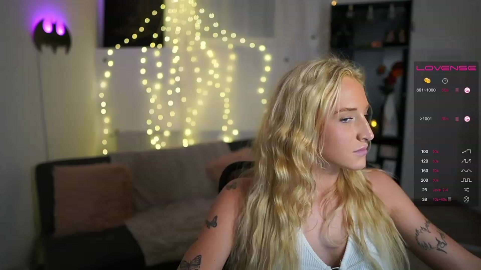Gallery image thumbnail from NicoletteShea's myfreecams stream on, 07/06/2023, 17:19 image 5 of 20