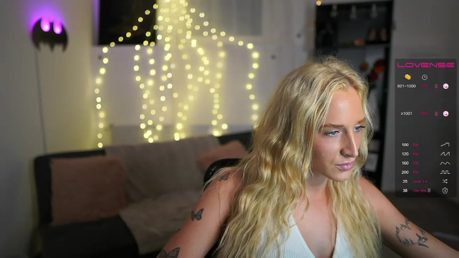 Gallery image thumbnail from NicoletteShea's myfreecams stream on, 07/06/2023, 17:19 image 15 of 20