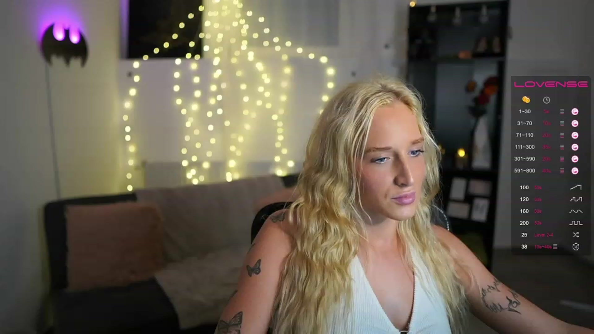 Gallery image thumbnail from NicoletteShea's myfreecams stream on, 07/06/2023, 17:19 image 8 of 20