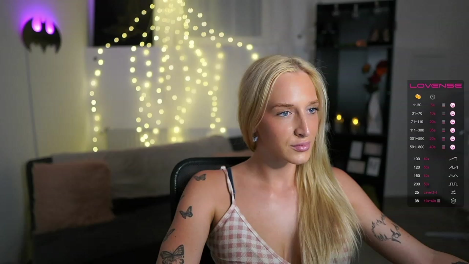 Gallery image thumbnail from NicoletteShea's myfreecams stream on, 07/07/2023, 18:03 image 3 of 20