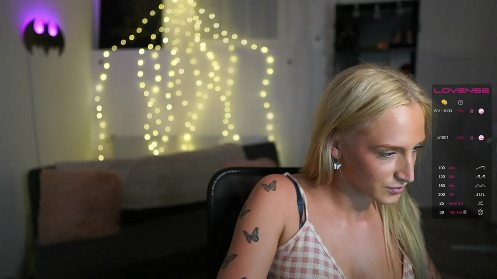 Gallery image thumbnail from NicoletteShea's myfreecams stream on, 07/07/2023, 18:03 image 18 of 20
