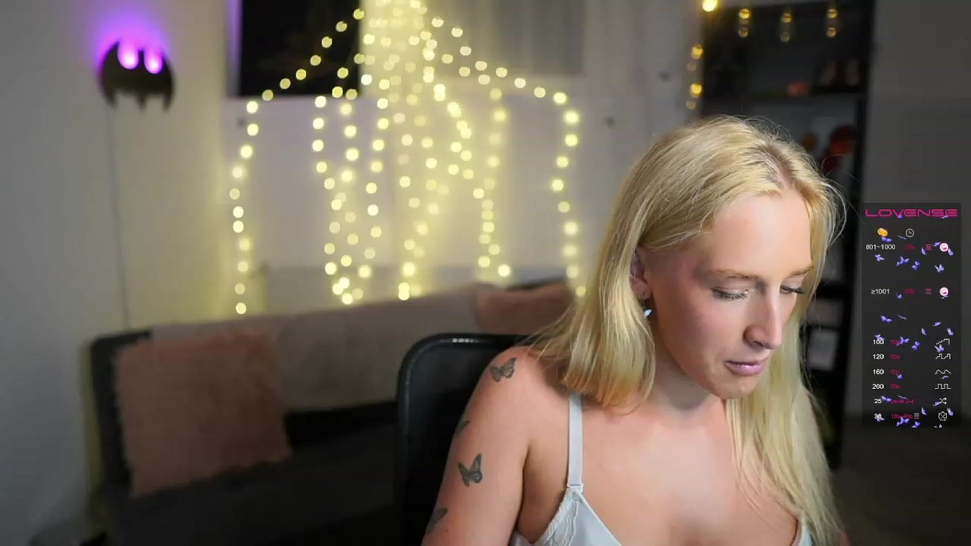 Gallery image thumbnail from NicoletteShea's myfreecams stream on, 07/12/2023, 19:39 image 11 of 20