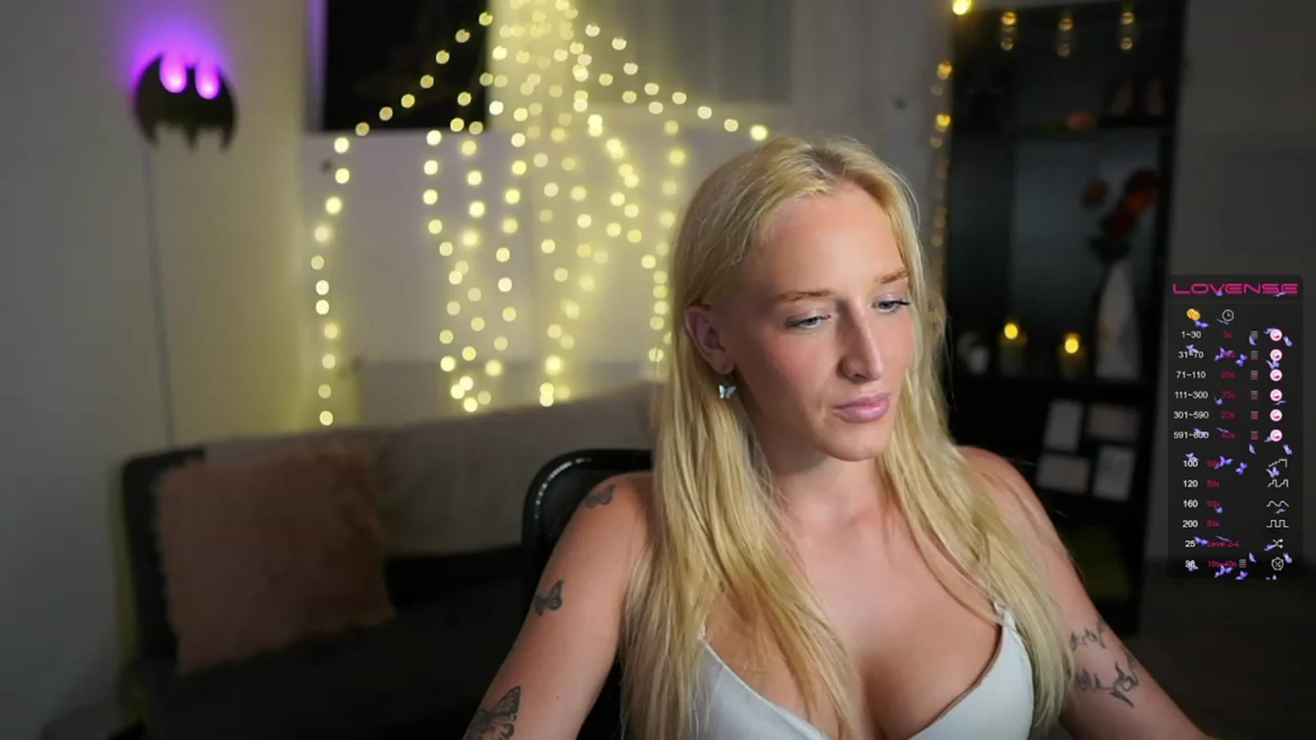 Gallery image thumbnail from NicoletteShea's myfreecams stream on, 07/12/2023, 19:39 image 6 of 20