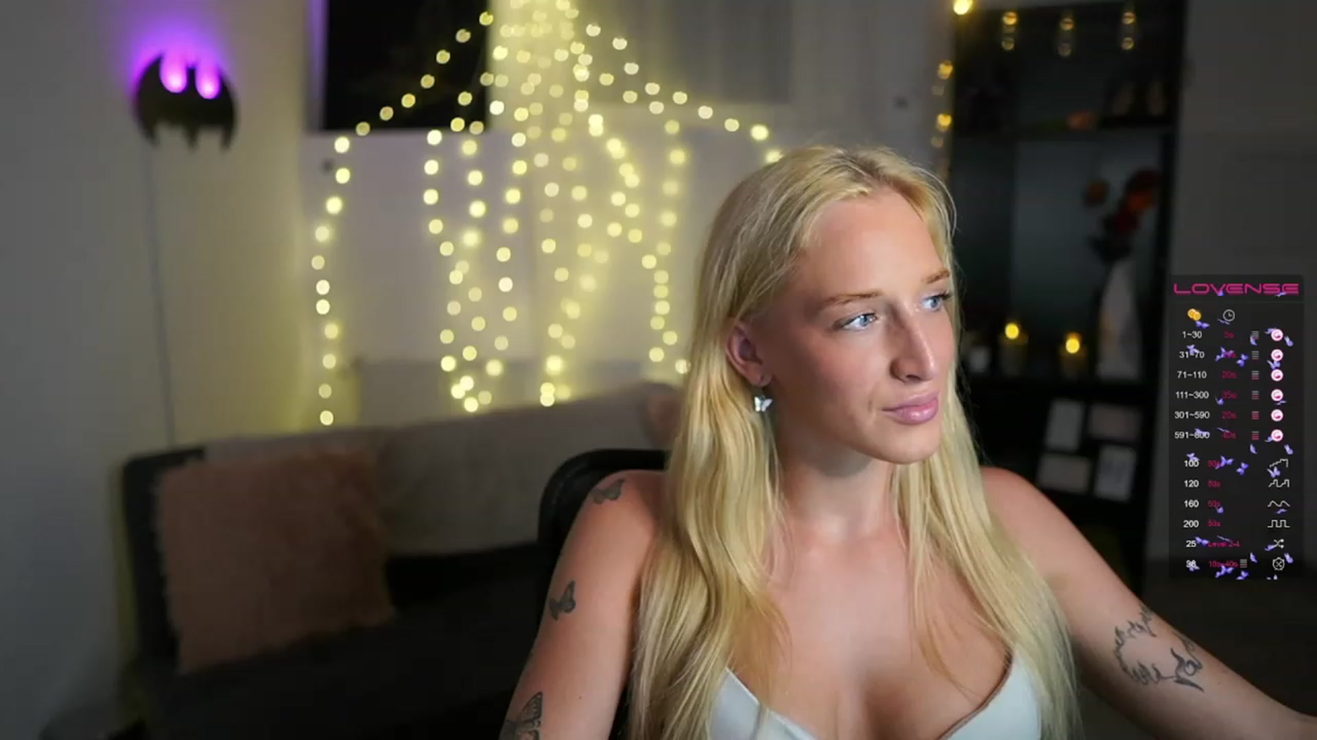 Gallery image thumbnail from NicoletteShea's myfreecams stream on, 07/12/2023, 19:39 image 8 of 20