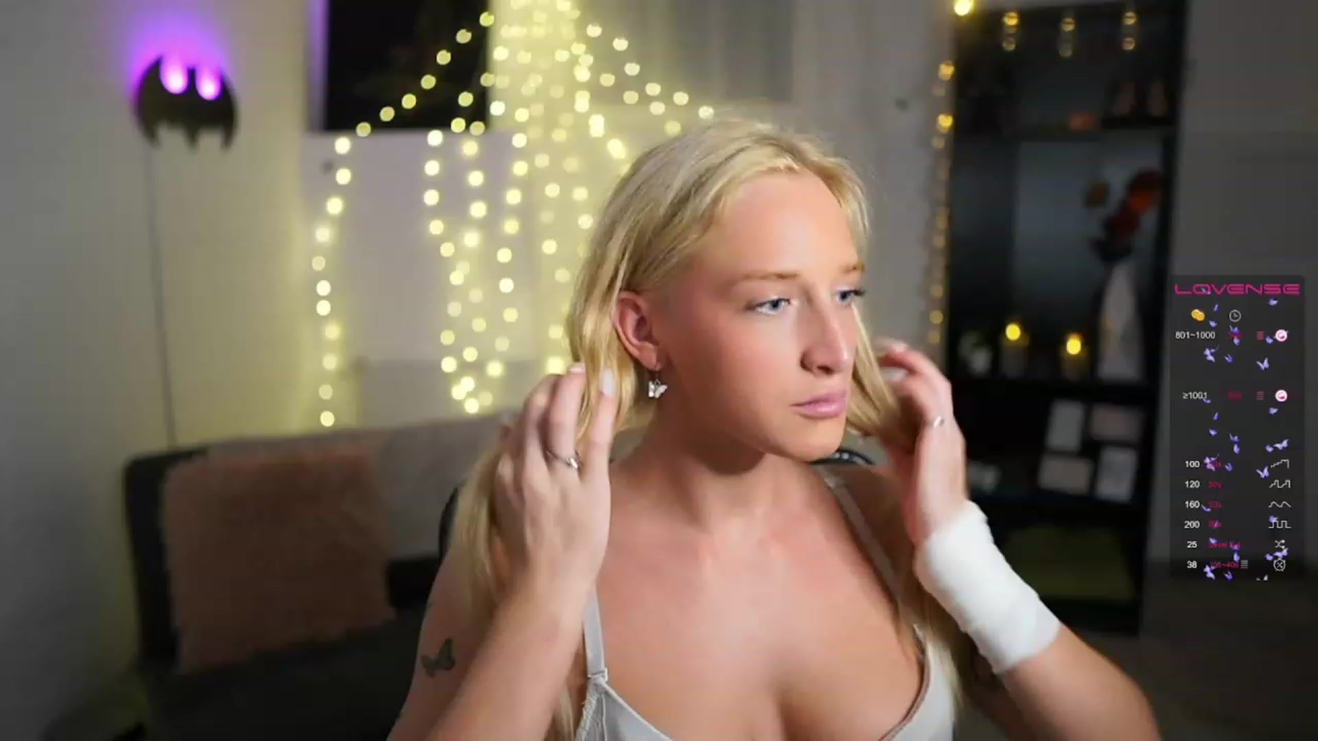 Gallery image thumbnail from NicoletteShea's myfreecams stream on, 07/12/2023, 20:39 image 9 of 20