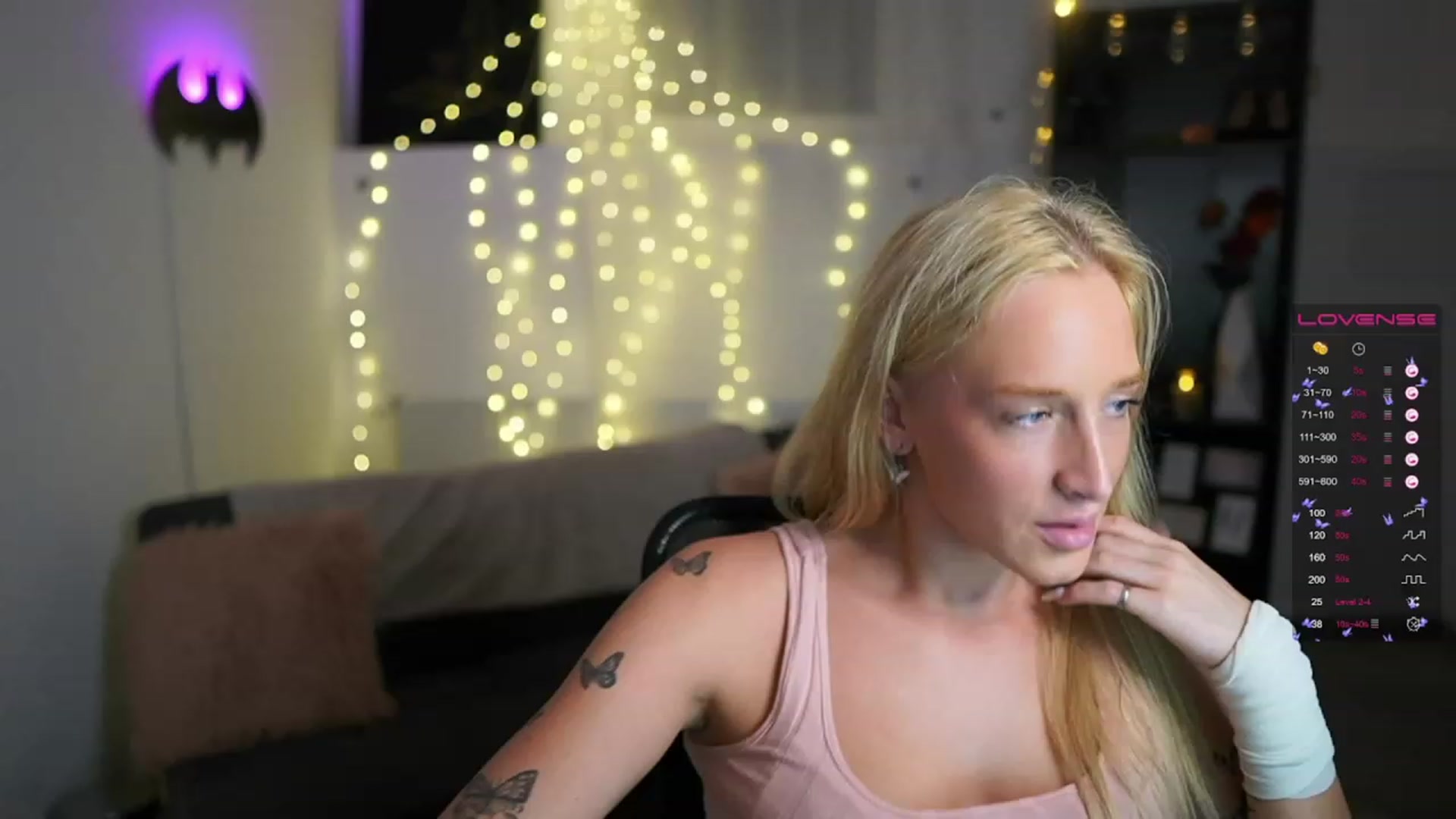 Gallery image thumbnail from NicoletteShea's myfreecams stream on, 07/12/2023, 22:12 image 13 of 20