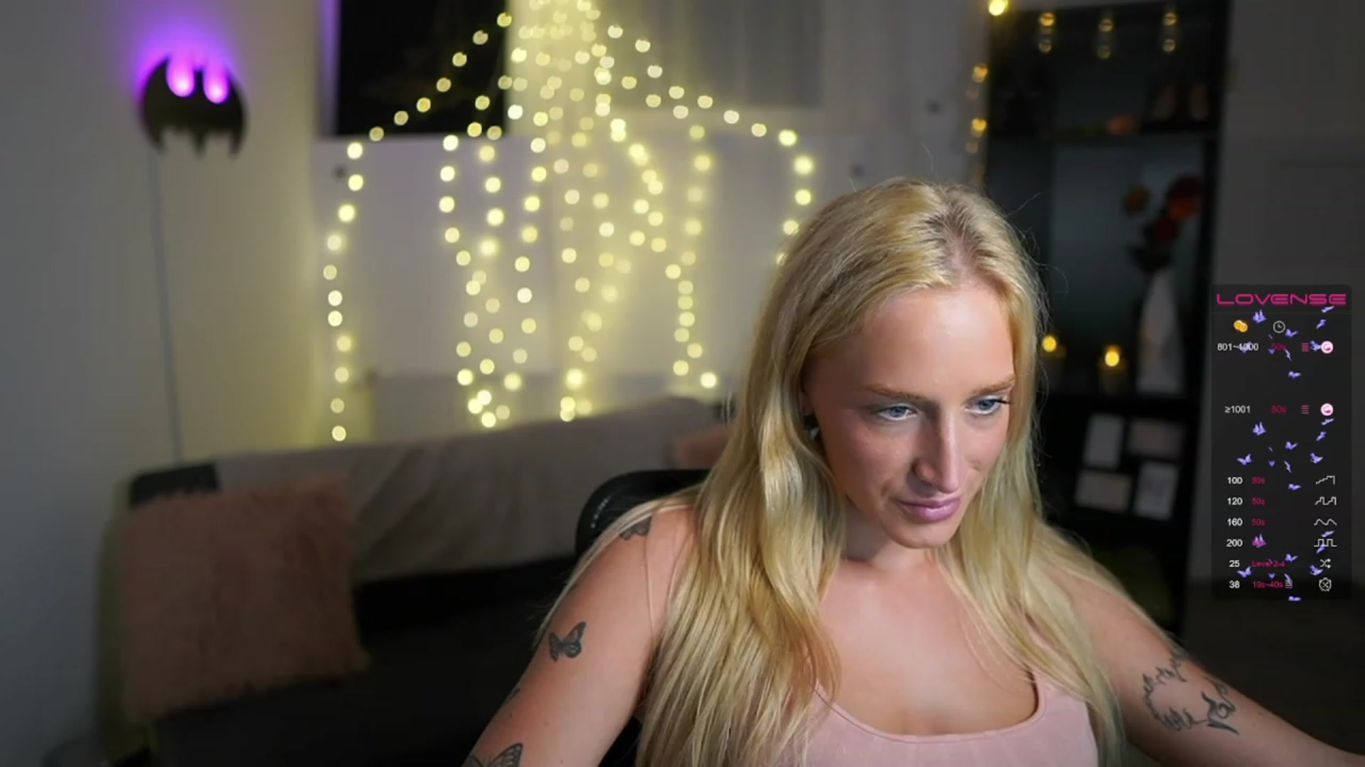 Gallery image thumbnail from NicoletteShea's myfreecams stream on, 07/12/2023, 22:12 image 14 of 20
