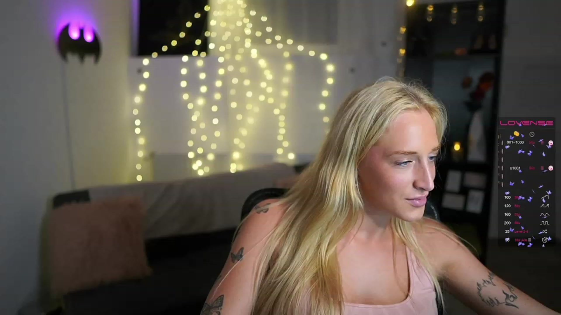Gallery image thumbnail from NicoletteShea's myfreecams stream on, 07/12/2023, 22:12 image 5 of 20