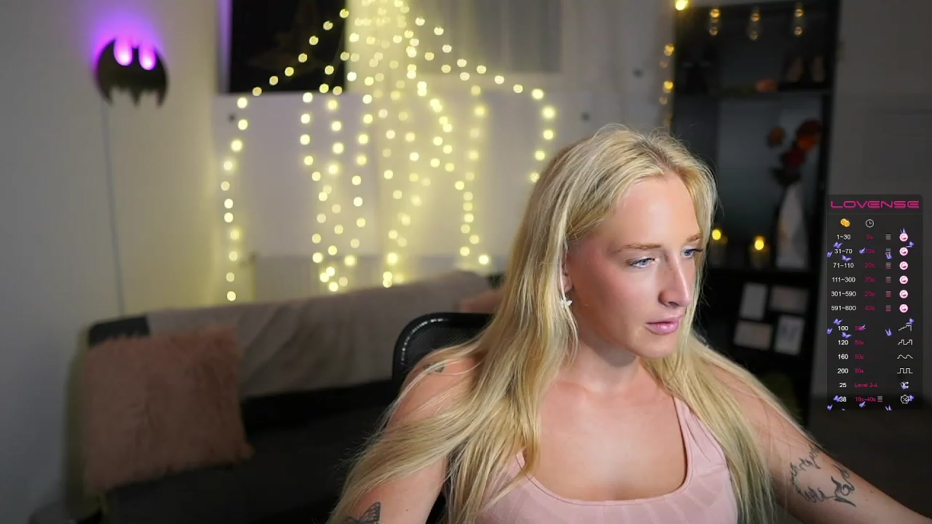 Gallery image thumbnail from NicoletteShea's myfreecams stream on, 07/12/2023, 22:12 image 1 of 20