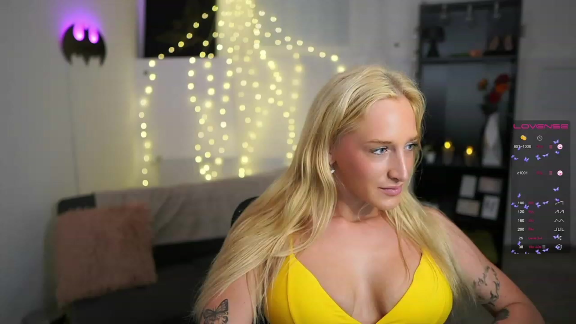 Gallery image thumbnail from NicoletteShea's myfreecams stream on, 07/13/2023, 14:34 image 9 of 20
