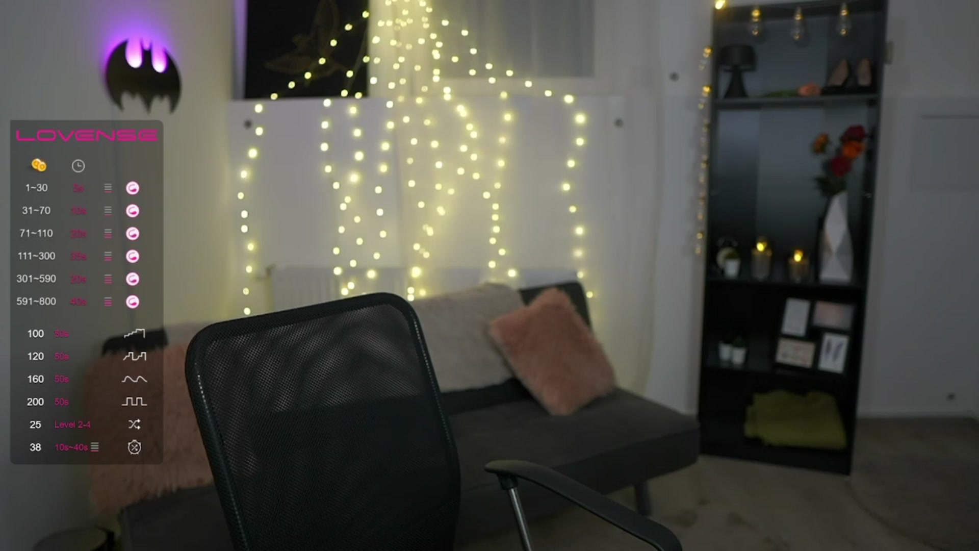Gallery image thumbnail from NicoletteShea's myfreecams stream on, 07/13/2023, 19:32 image 15 of 20