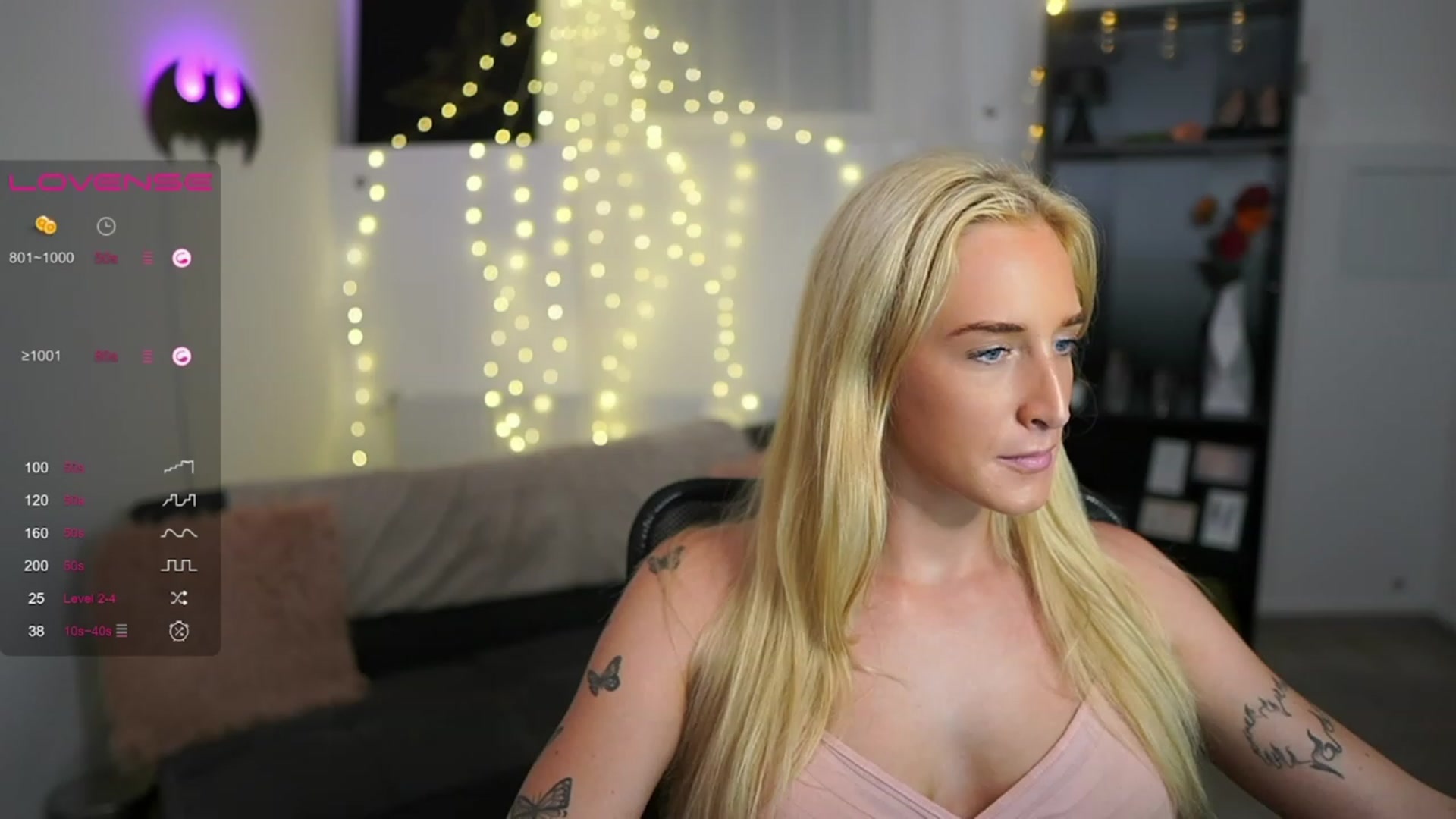 Gallery image thumbnail from NicoletteShea's myfreecams stream on, 07/16/2023, 19:31 image 7 of 20