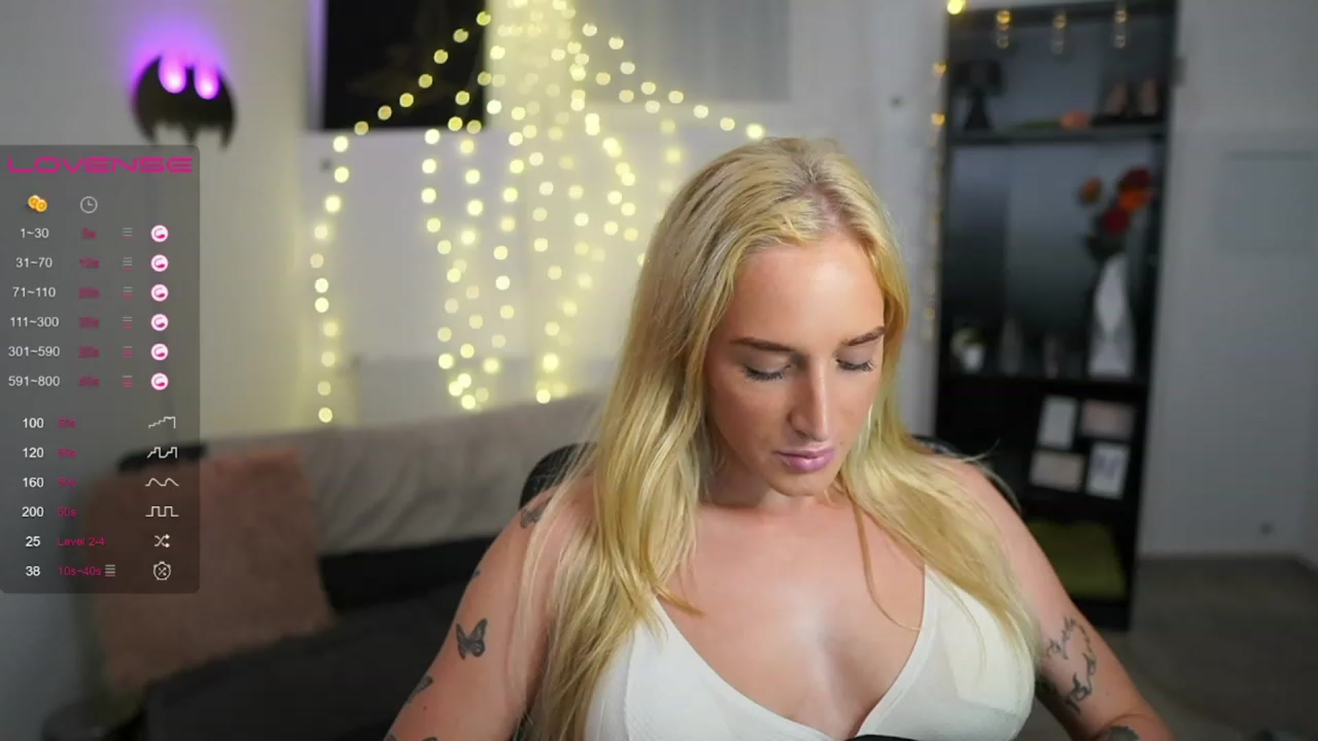 Gallery image thumbnail from NicoletteShea's myfreecams stream on, 07/16/2023, 21:49 image 13 of 20