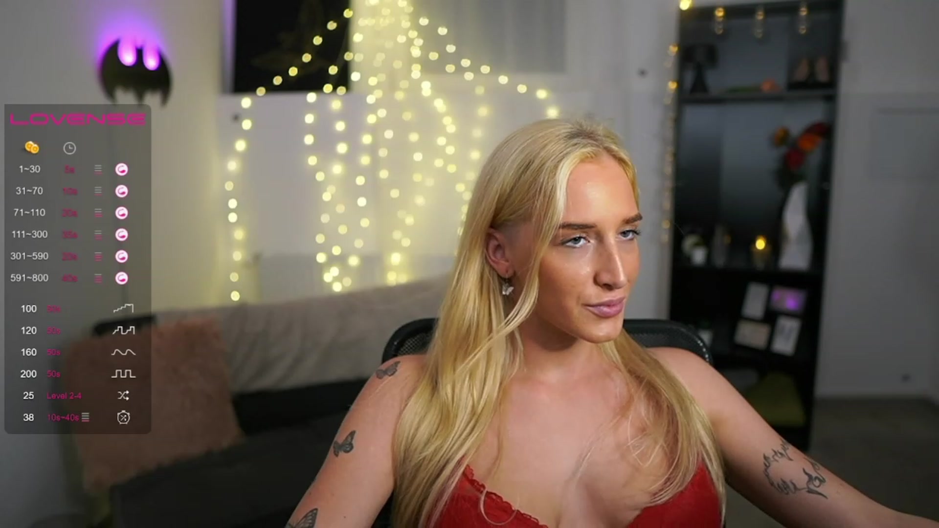 Gallery image thumbnail from NicoletteShea's myfreecams stream on, 07/18/2023, 19:28 image 18 of 20