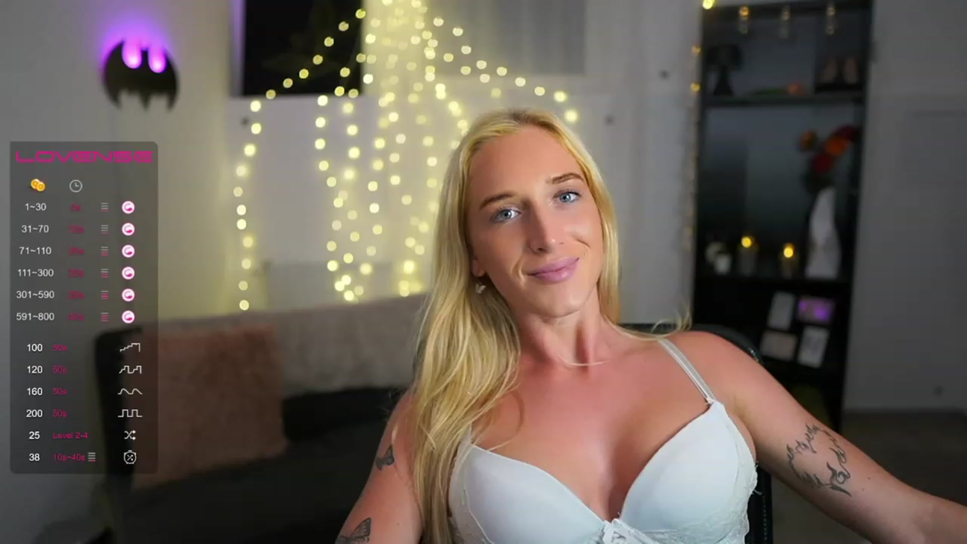 Gallery image thumbnail from NicoletteShea's myfreecams stream on, 07/19/2023, 20:51 image 8 of 20