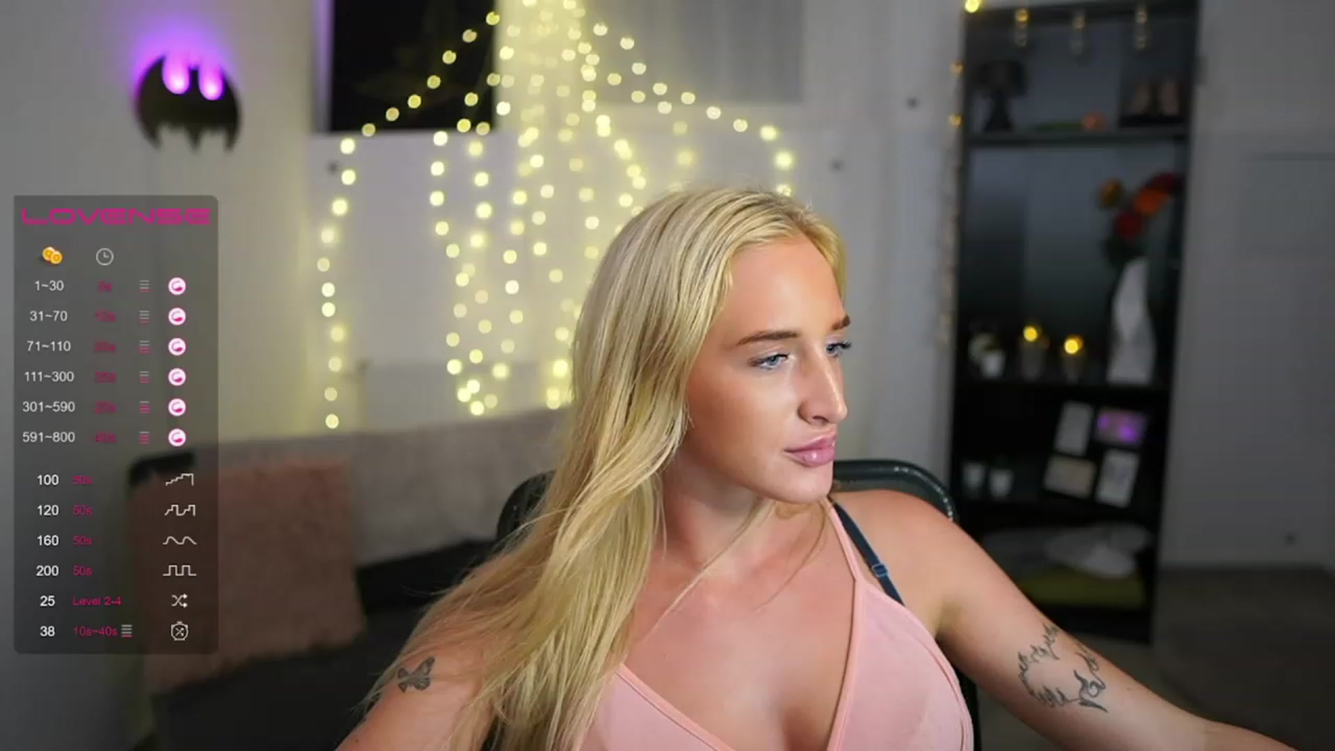 Gallery image thumbnail from NicoletteShea's myfreecams stream on, 07/20/2023, 21:14 image 8 of 20
