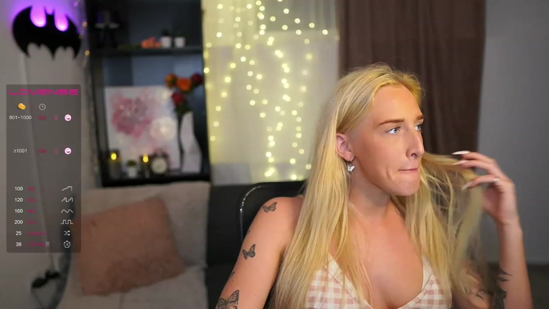 Gallery image thumbnail from NicoletteShea's myfreecams stream on, 07/30/2023, 20:32 image 7 of 20