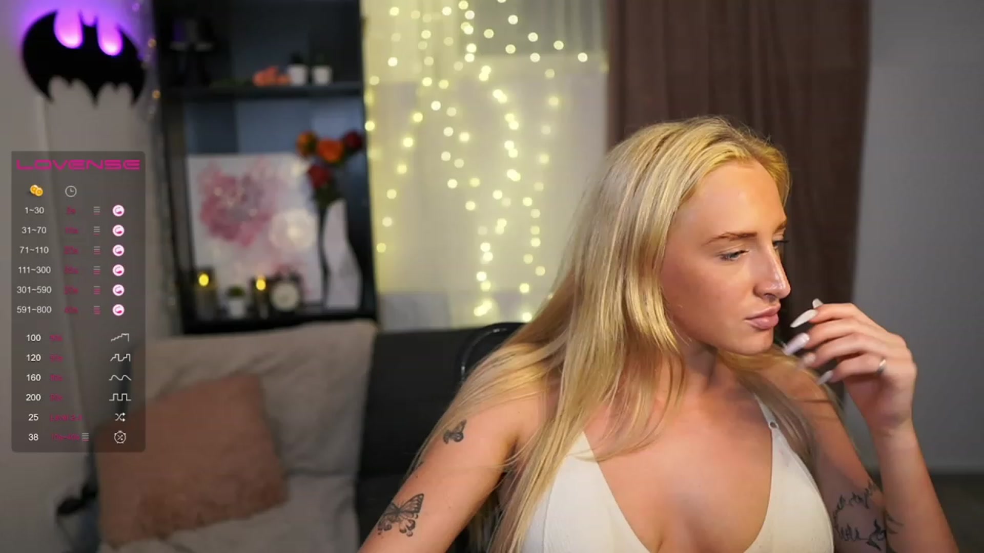Gallery image thumbnail from NicoletteShea's myfreecams stream on, 07/31/2023, 01:06 image 12 of 20