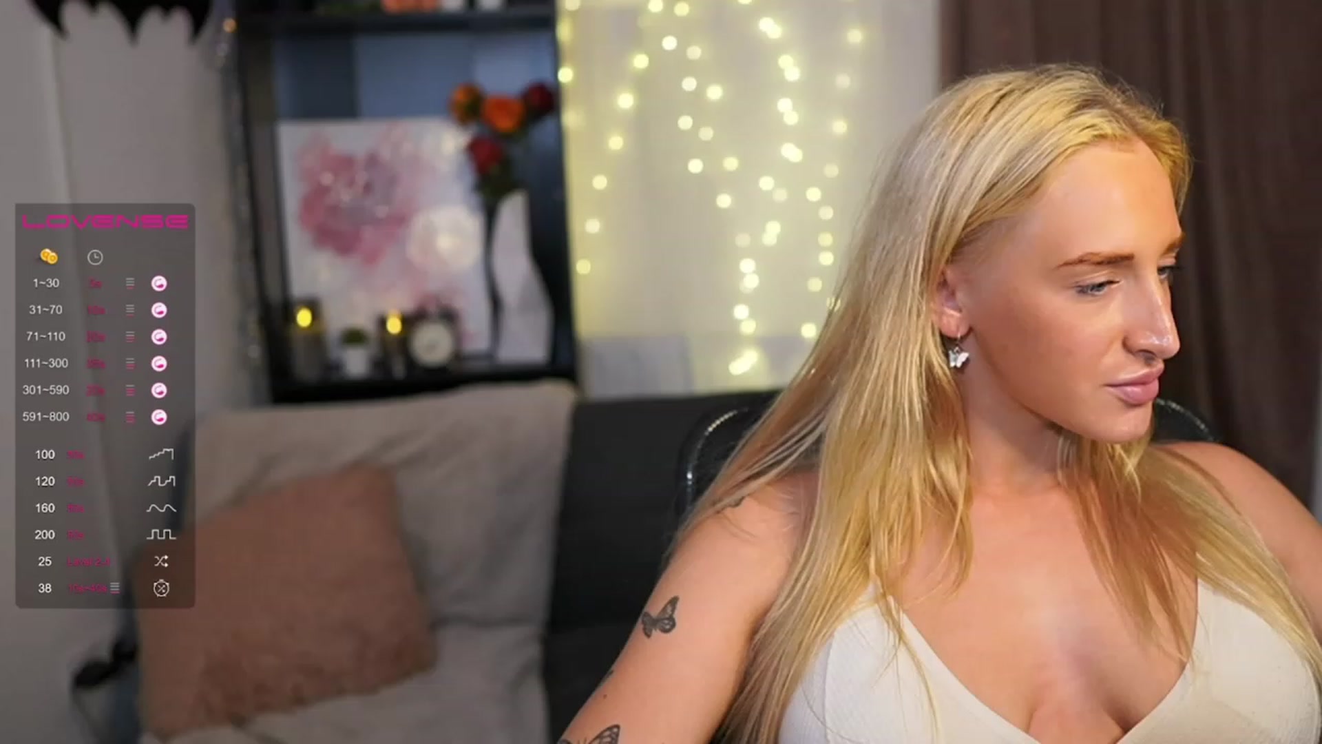 Gallery image thumbnail from NicoletteShea's myfreecams stream on, 07/31/2023, 01:06 image 15 of 20