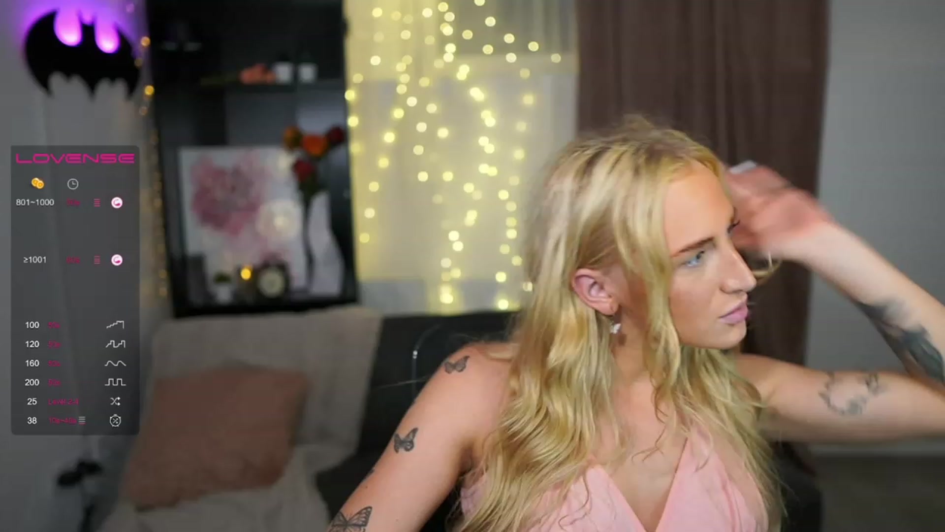 Gallery image thumbnail from NicoletteShea's myfreecams stream on, 08/02/2023, 21:26 image 4 of 20