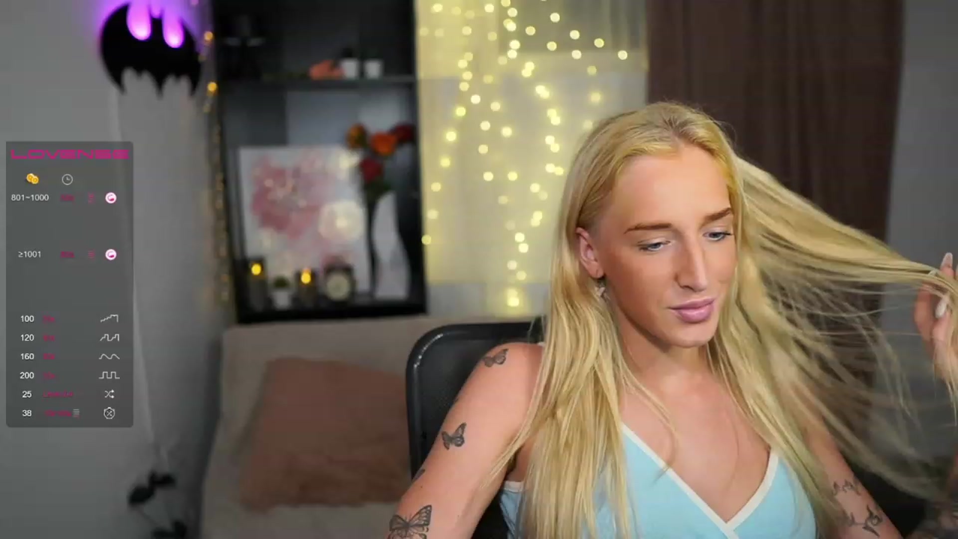 Gallery image thumbnail from NicoletteShea's myfreecams stream on, 08/06/2023, 22:57 image 19 of 20