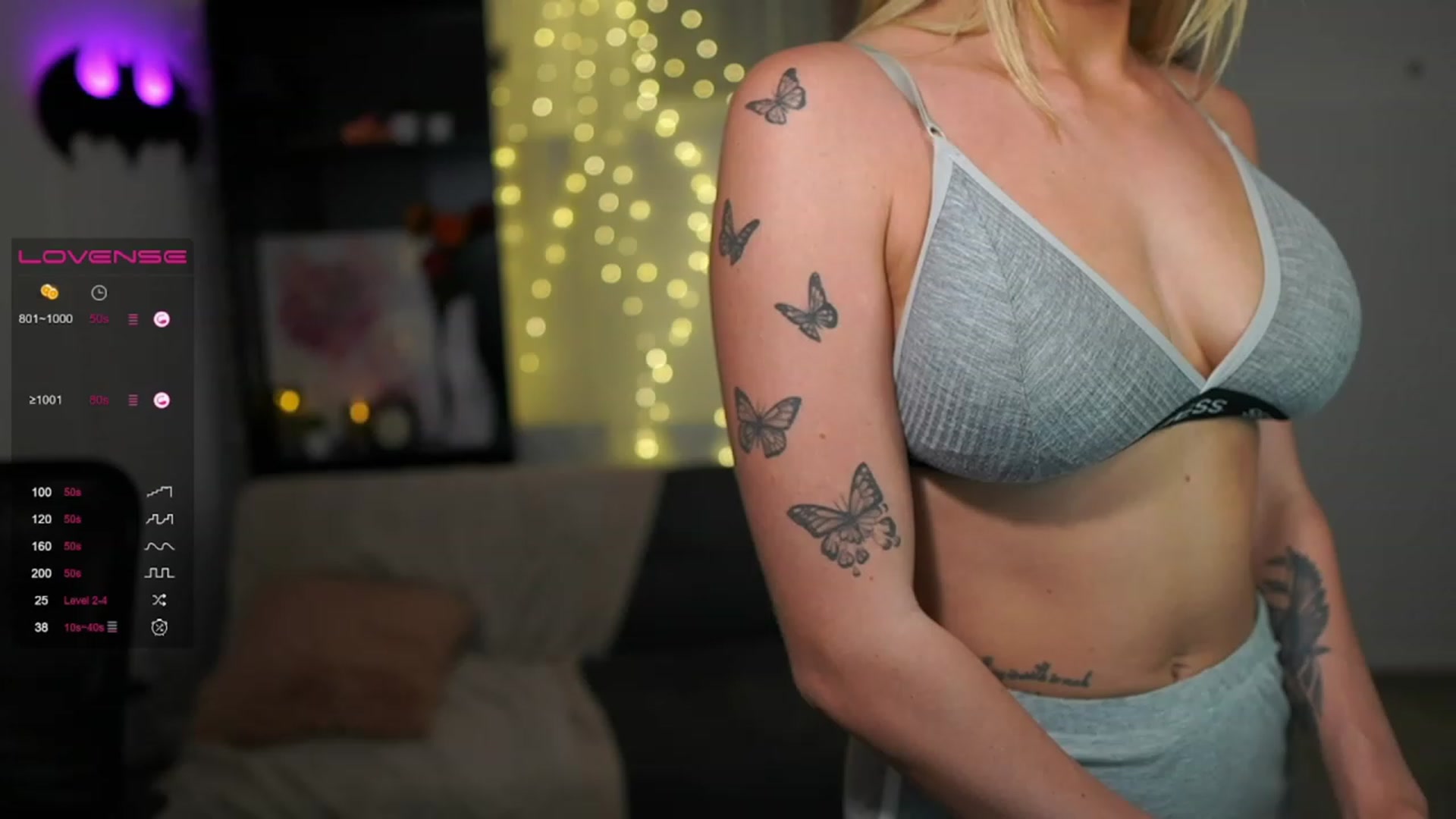 Gallery image thumbnail from NicoletteShea's myfreecams stream on, 08/08/2023, 21:18 image 20 of 20