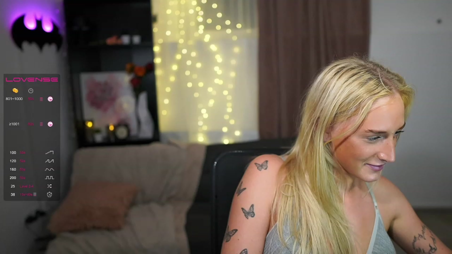 Gallery image thumbnail from NicoletteShea's myfreecams stream on, 08/08/2023, 23:10 image 11 of 20