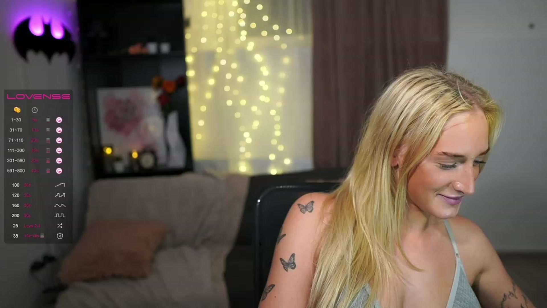 Gallery image thumbnail from NicoletteShea's myfreecams stream on, 08/08/2023, 23:10 image 8 of 20