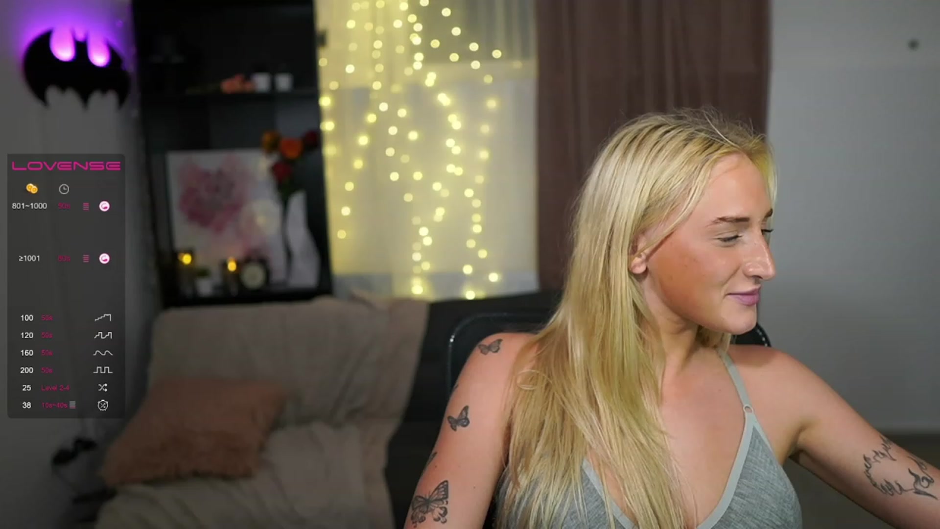 Gallery image thumbnail from NicoletteShea's myfreecams stream on, 08/08/2023, 23:10 image 10 of 20