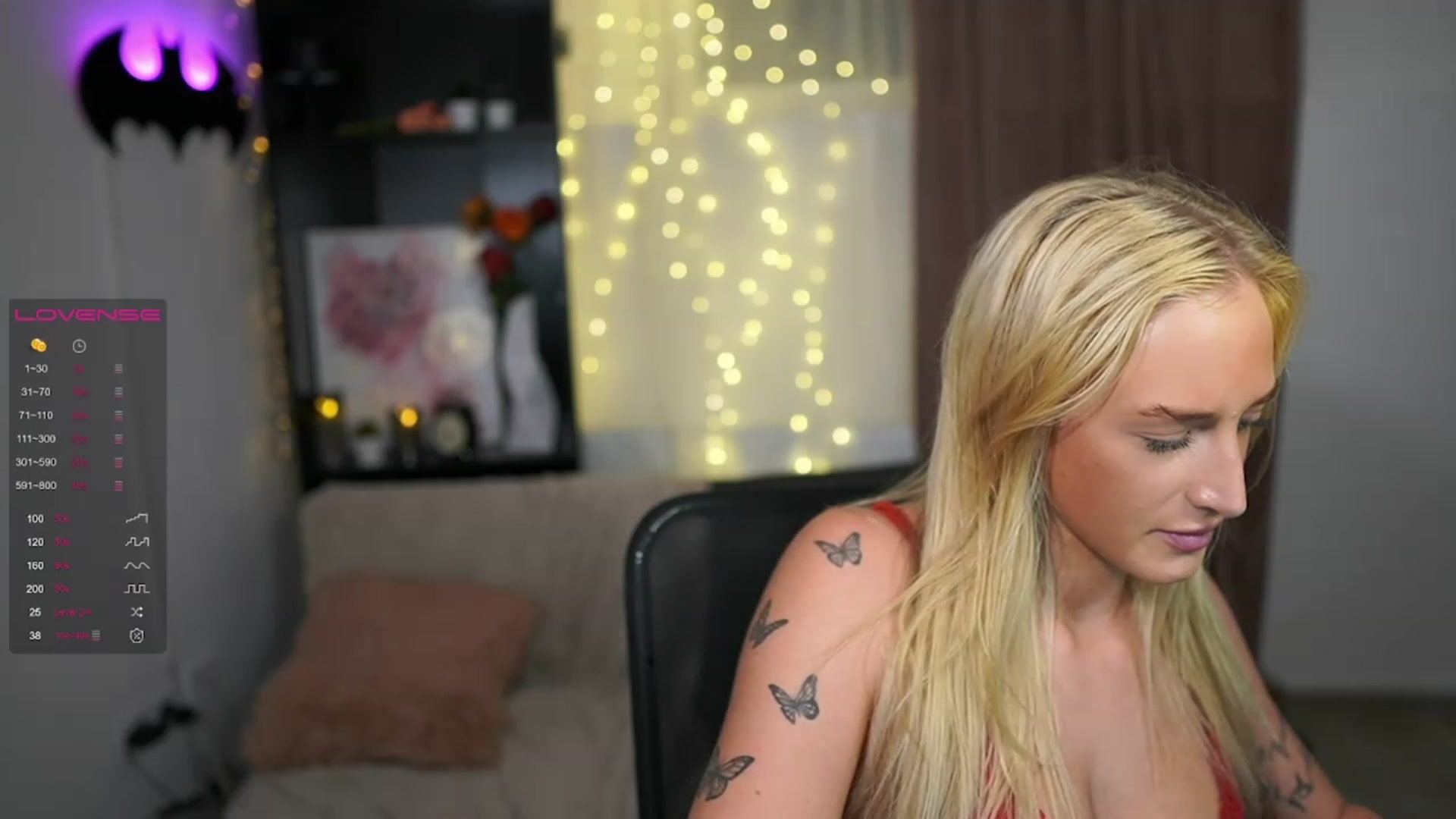 Gallery image thumbnail from NicoletteShea's myfreecams stream on, 08/09/2023, 19:42 image 6 of 20