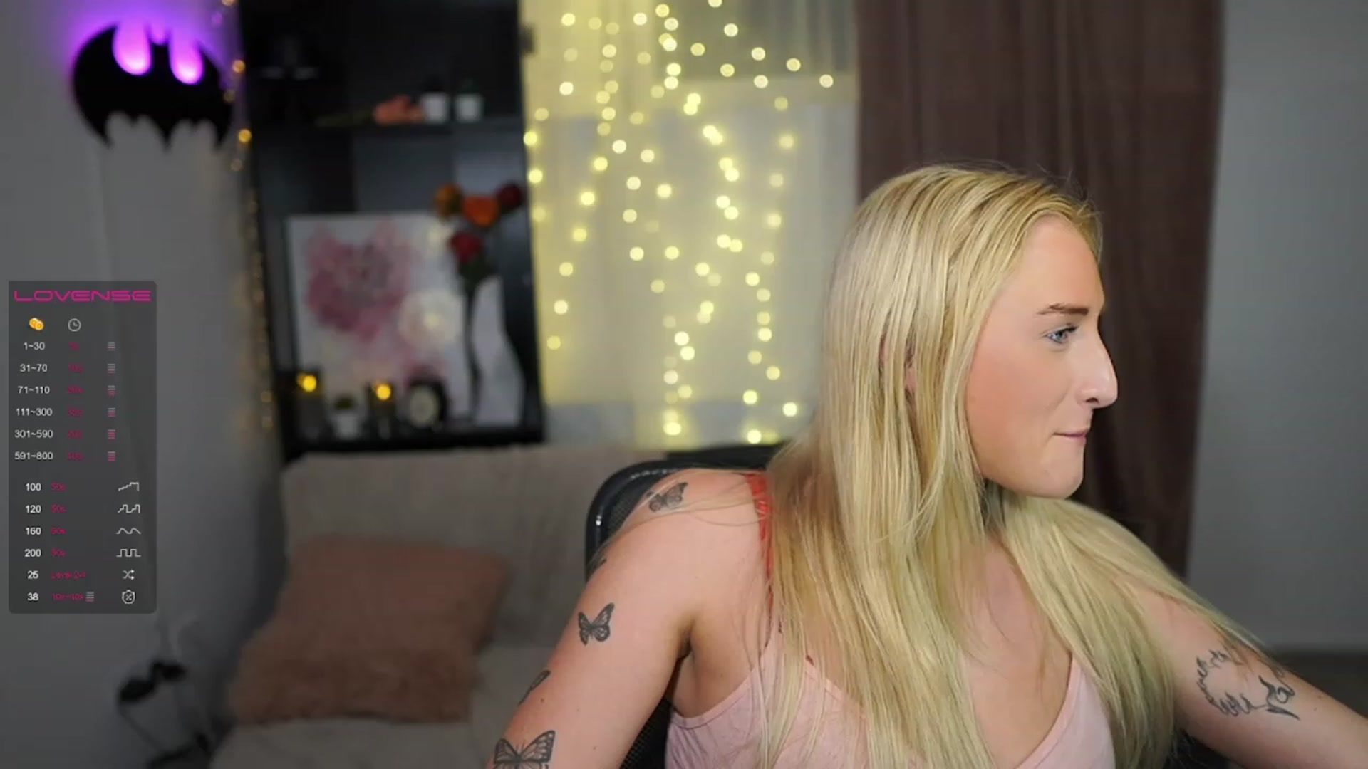 Gallery image thumbnail from NicoletteShea's myfreecams stream on, 08/09/2023, 19:42 image 1 of 20