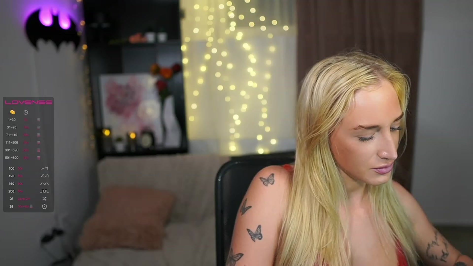 Gallery image thumbnail from NicoletteShea's myfreecams stream on, 08/09/2023, 19:42 image 7 of 20