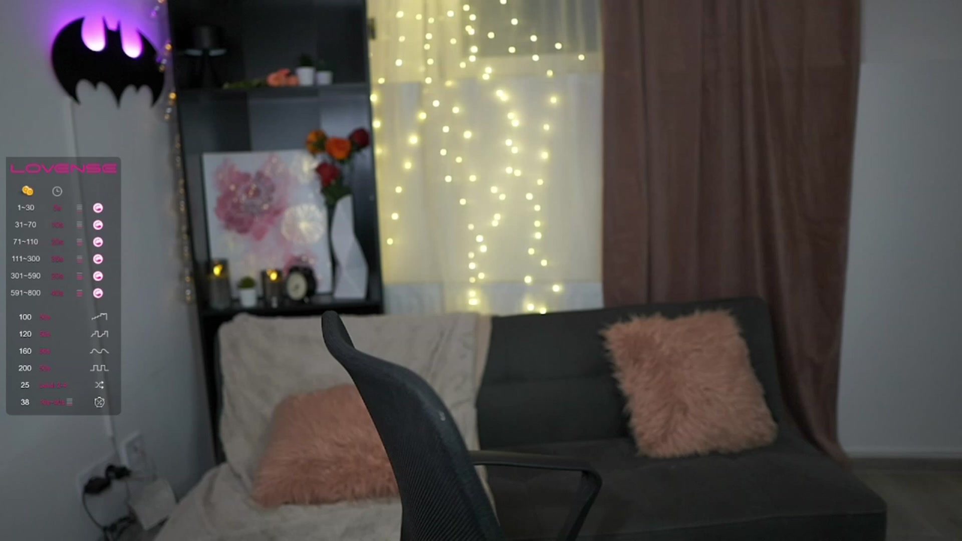 Gallery image thumbnail from NicoletteShea's myfreecams stream on, 08/10/2023, 14:15 image 9 of 20