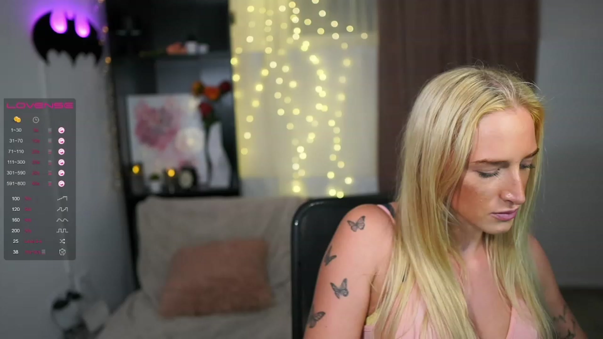 Gallery image thumbnail from NicoletteShea's myfreecams stream on, 08/10/2023, 14:15 image 12 of 20