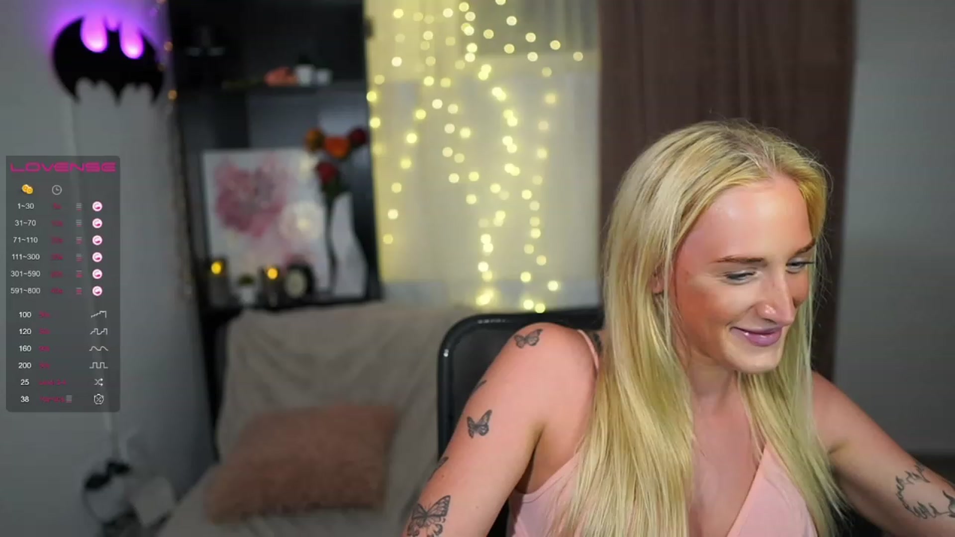 Gallery image thumbnail from NicoletteShea's myfreecams stream on, 08/10/2023, 17:35 image 1 of 20