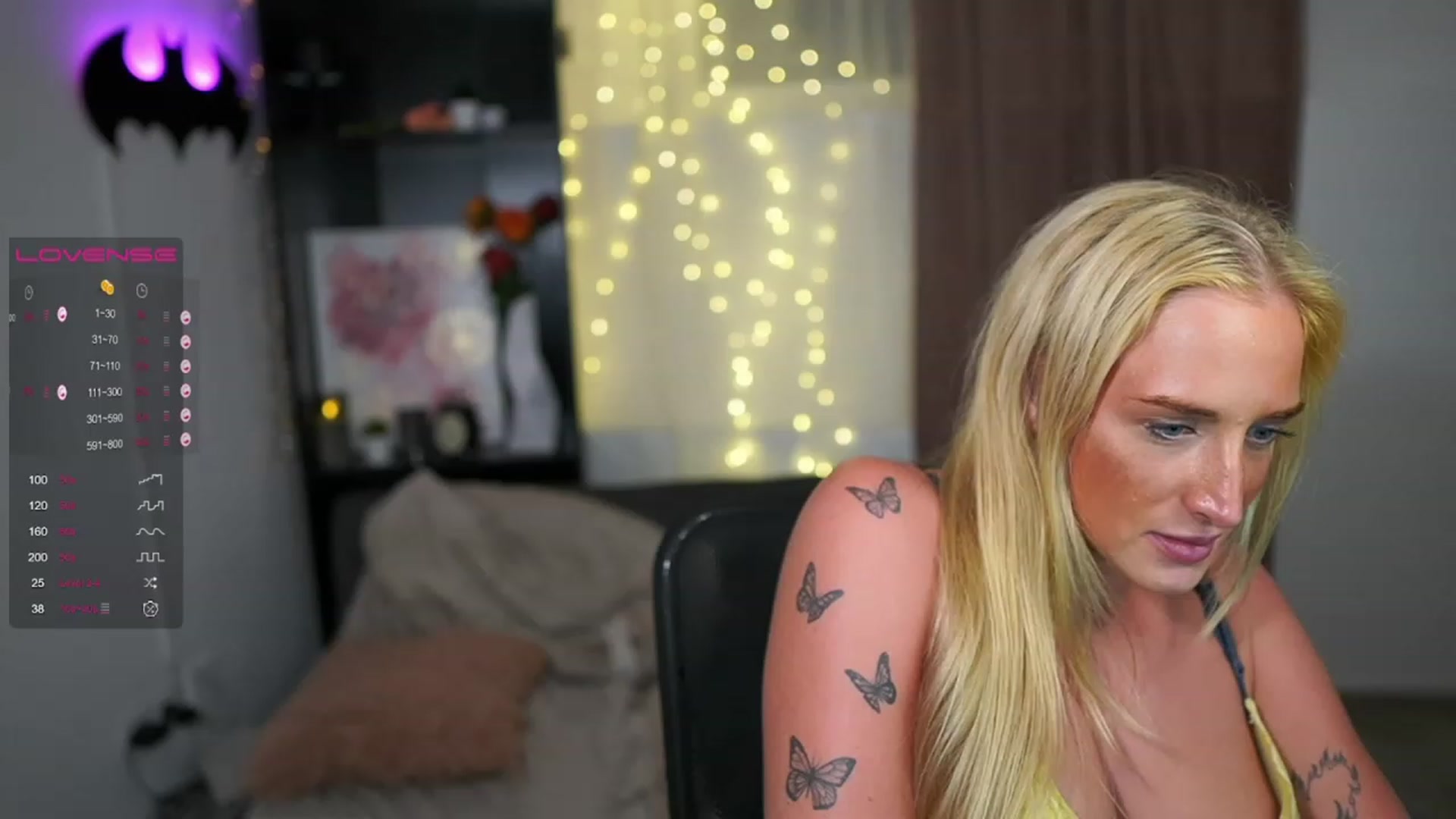 Gallery image thumbnail from NicoletteShea's myfreecams stream on, 08/10/2023, 20:42 image 1 of 20