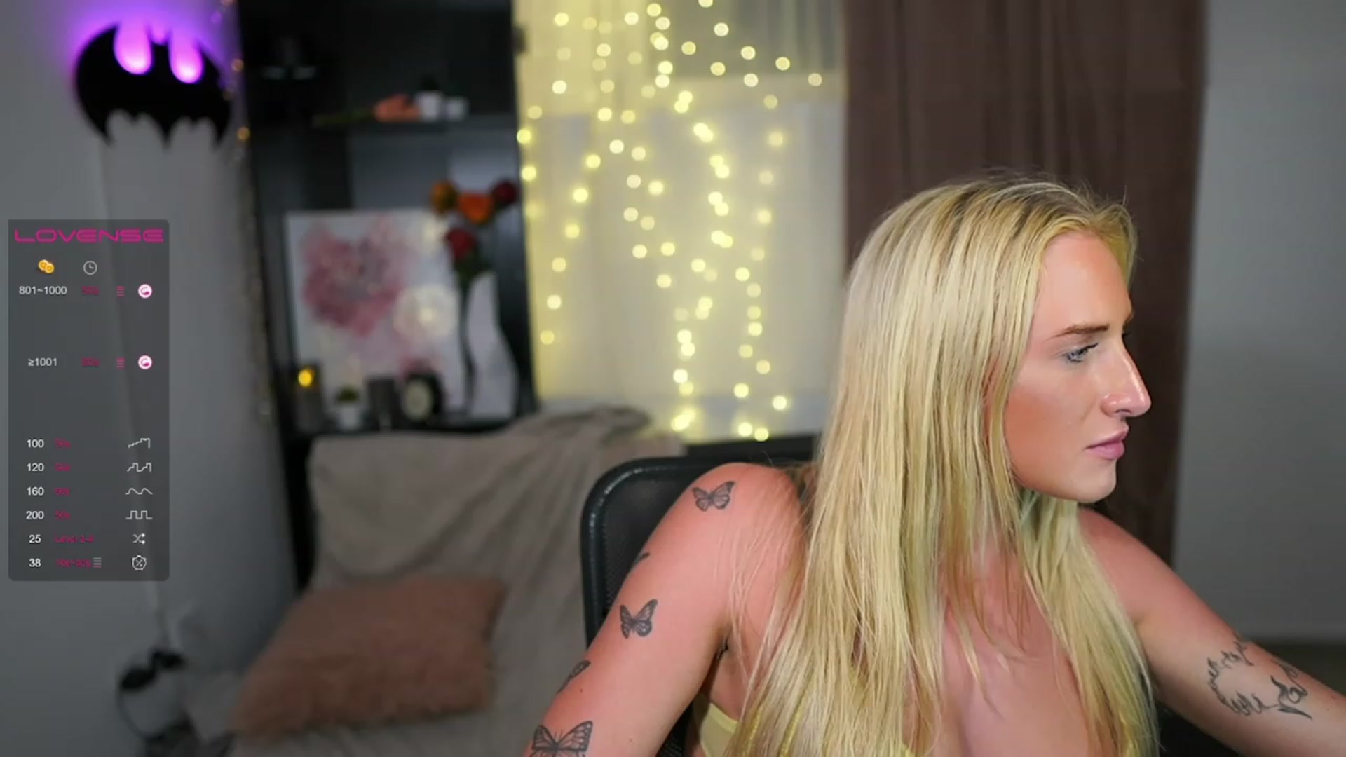Gallery image thumbnail from NicoletteShea's myfreecams stream on, 08/10/2023, 20:42 image 12 of 20