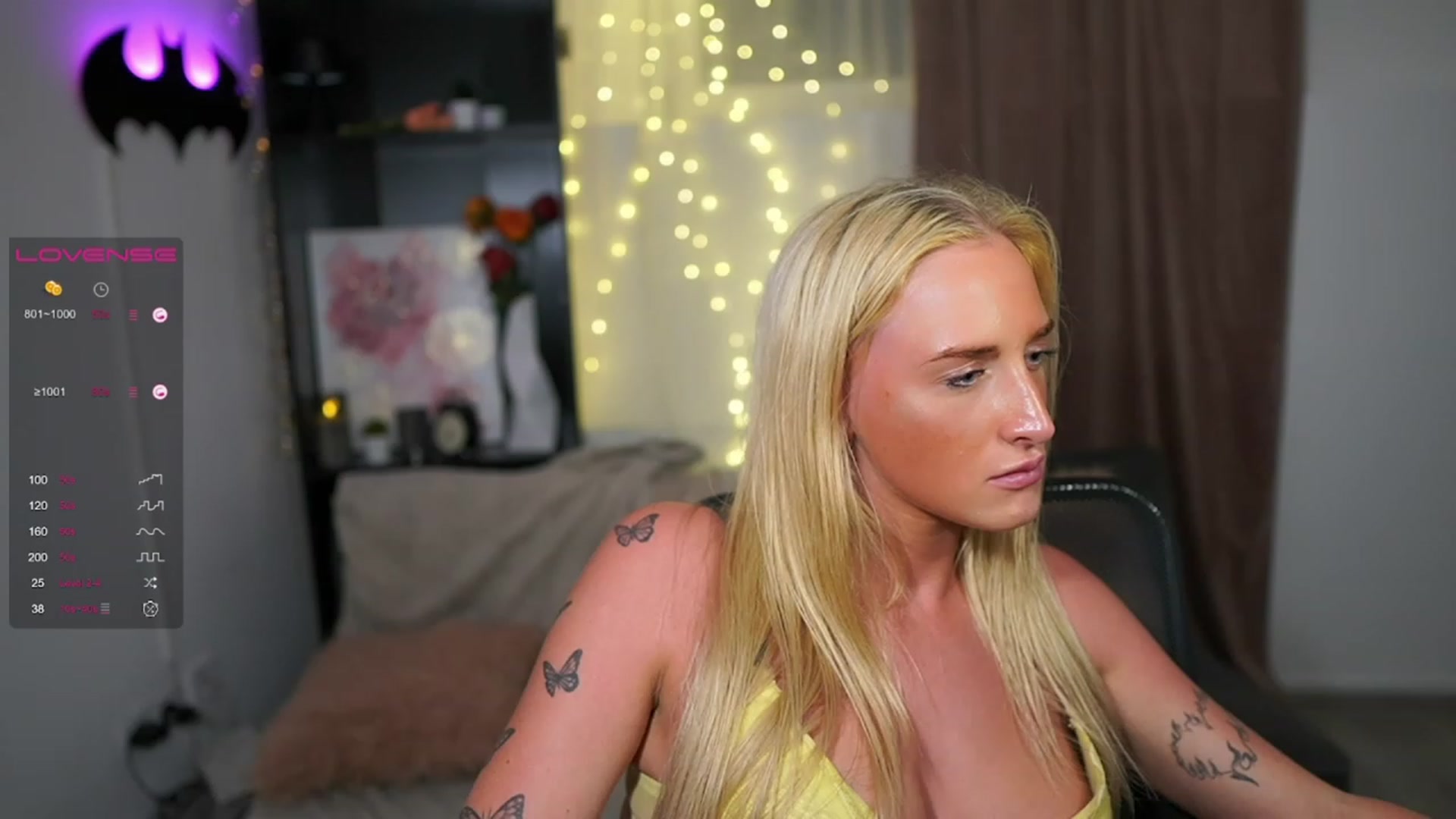 Gallery image thumbnail from NicoletteShea's myfreecams stream on, 08/10/2023, 20:42 image 14 of 20