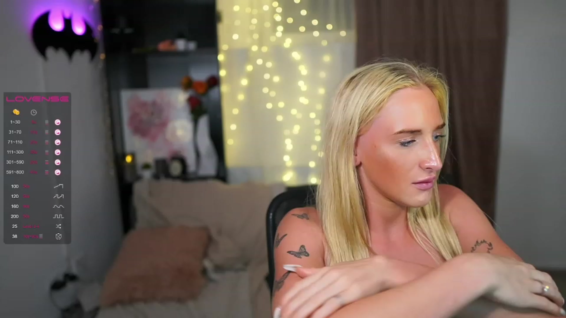 Gallery image thumbnail from NicoletteShea's myfreecams stream on, 08/10/2023, 22:48 image 7 of 20
