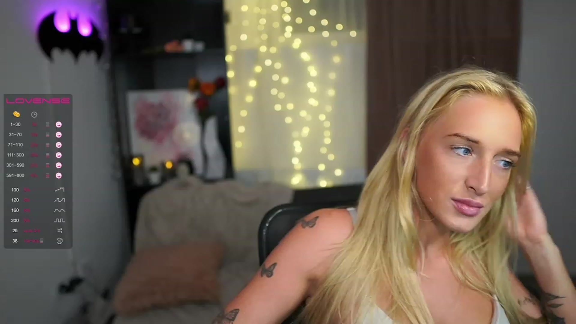 Gallery image thumbnail from NicoletteShea's myfreecams stream on, 08/13/2023, 21:22 image 12 of 20