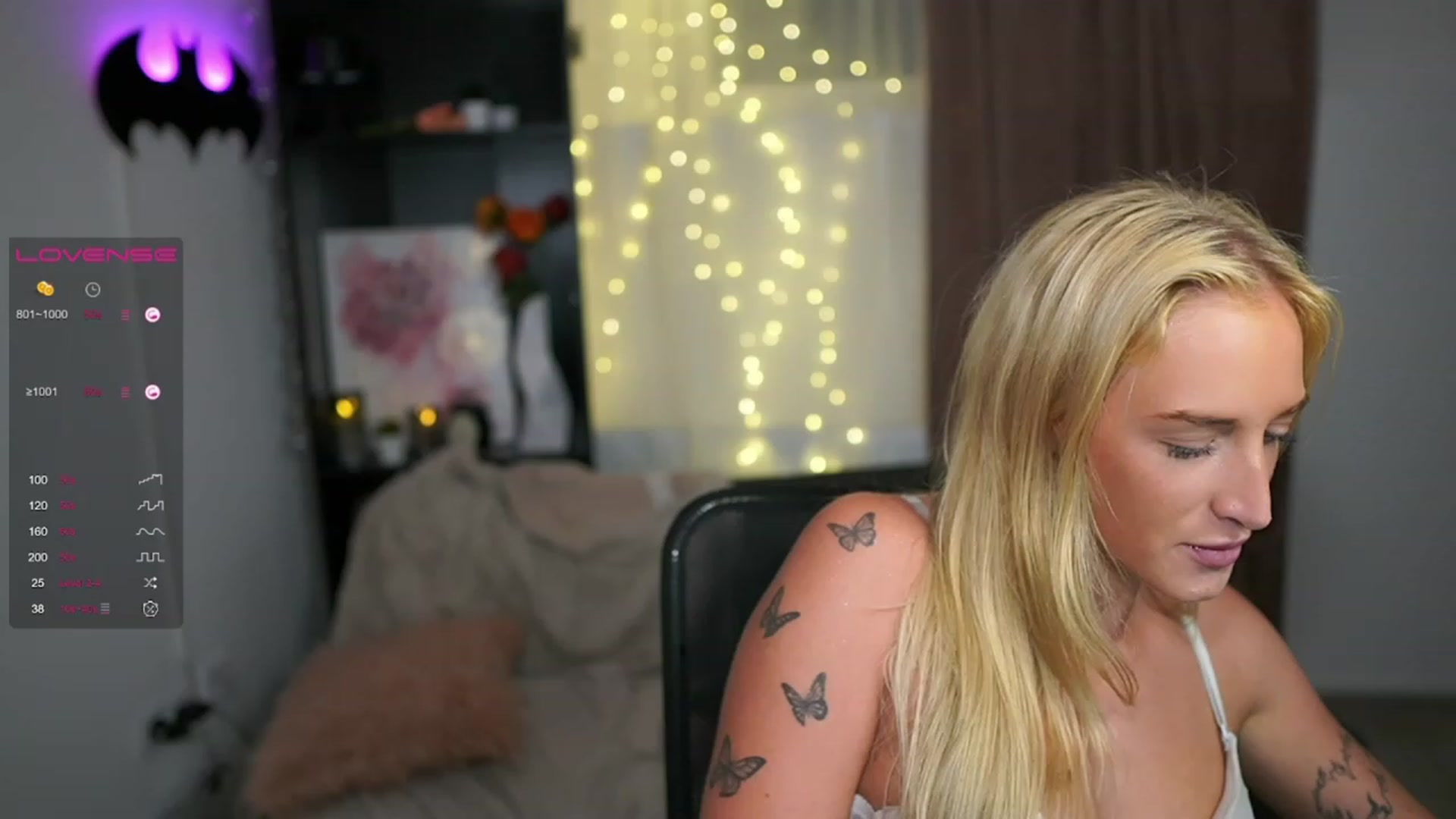 Gallery image thumbnail from NicoletteShea's myfreecams stream on, 08/13/2023, 23:59 image 18 of 20