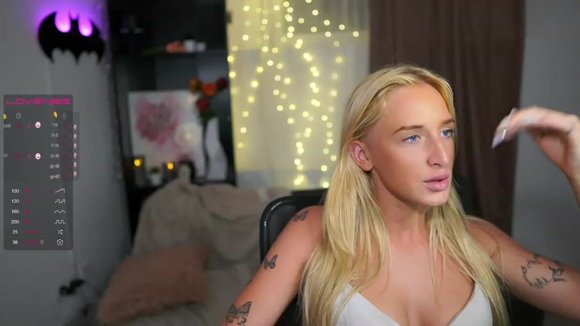 Gallery image thumbnail from NicoletteShea's myfreecams stream on, 08/13/2023, 23:59 image 15 of 20