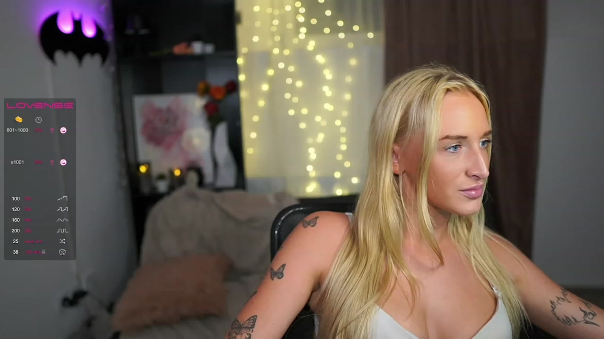 Gallery image thumbnail from NicoletteShea's myfreecams stream on, 08/13/2023, 23:59 image 5 of 20