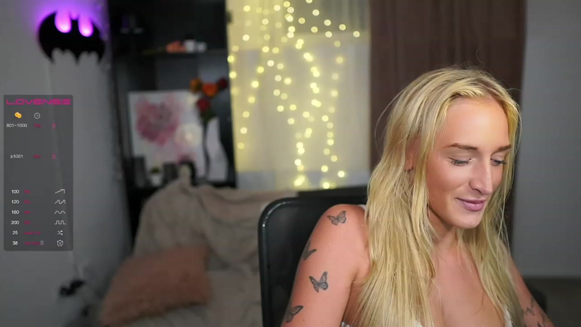 Gallery image thumbnail from NicoletteShea's myfreecams stream on, 08/14/2023, 24:58 image 10 of 20